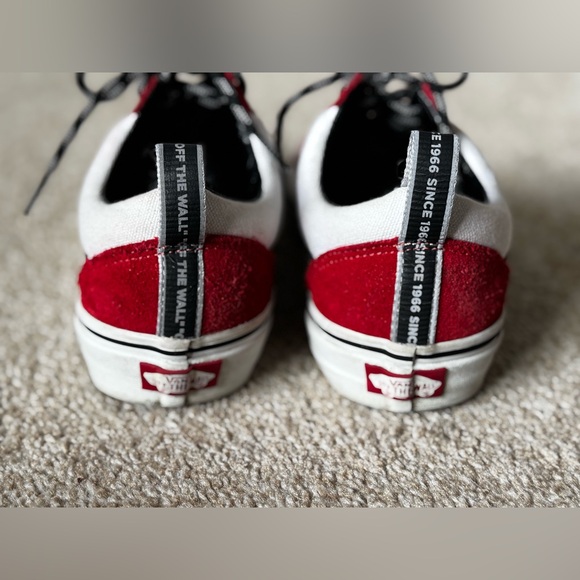 Vans Old Skool Red Black and White low top rare colorway W size 8.5 M size 7 - Picture 11 of 15